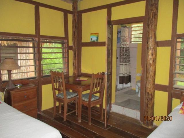 Cerros Beach Inn Corozal Exterior foto