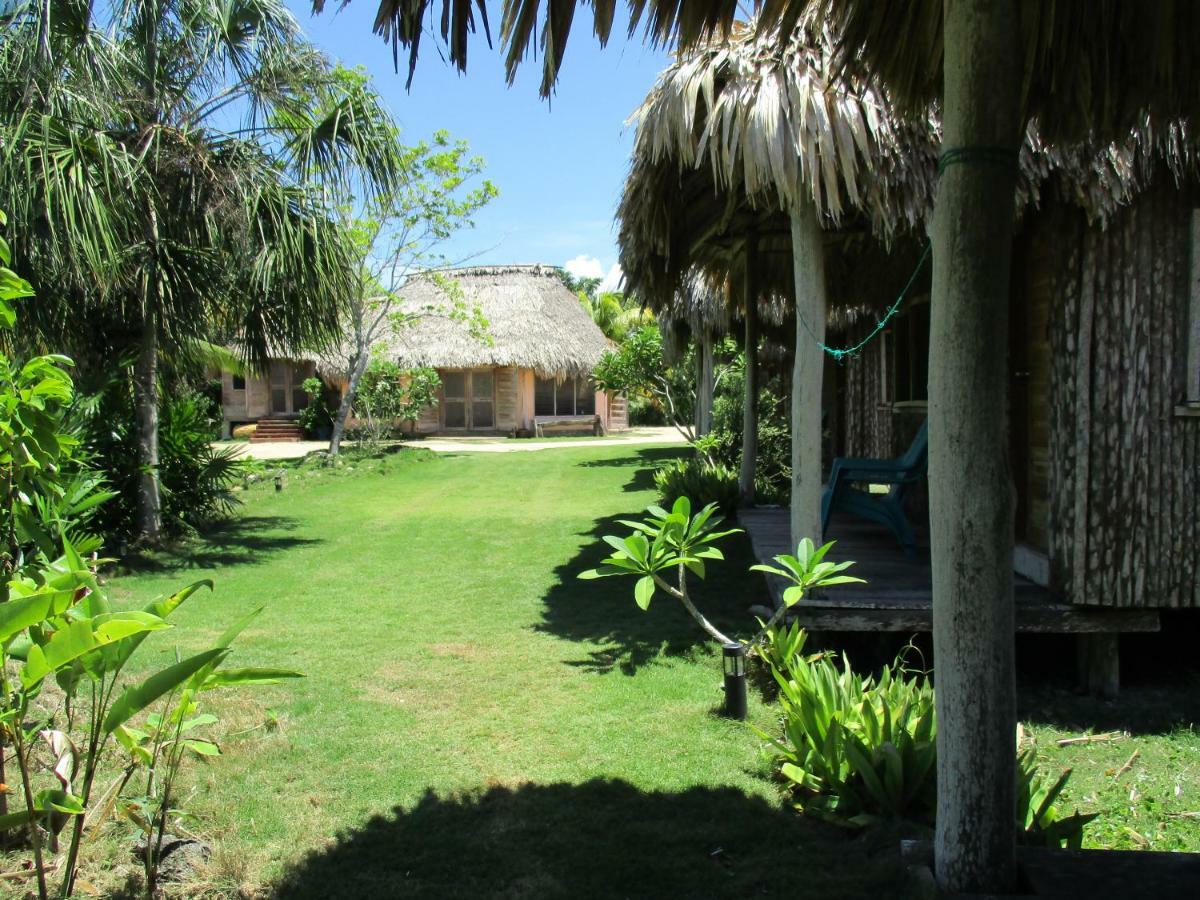 Cerros Beach Inn Corozal Exterior foto